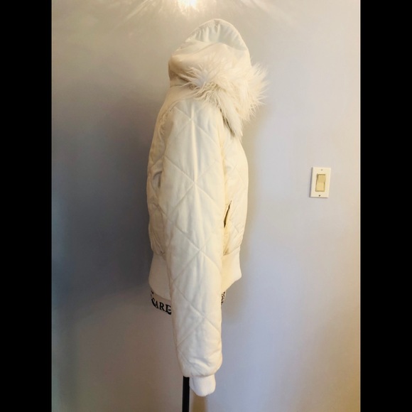 Super Cute White Bomber Jacket - Picture 5 of 7